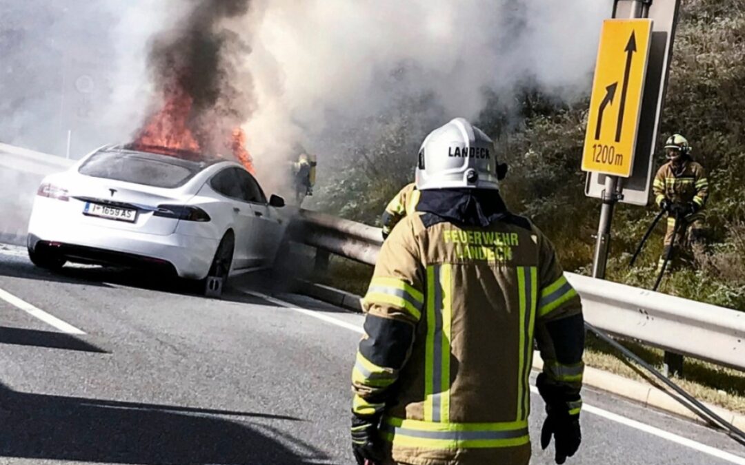 LOS COCHES ELÉCTRICOS «ESTÁN QUE ARDEN»